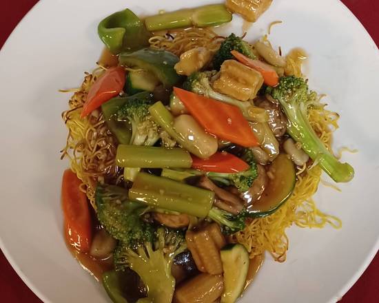 195B. Mixed Vegetables Chow Mein Noodle (雜菜炒麵)